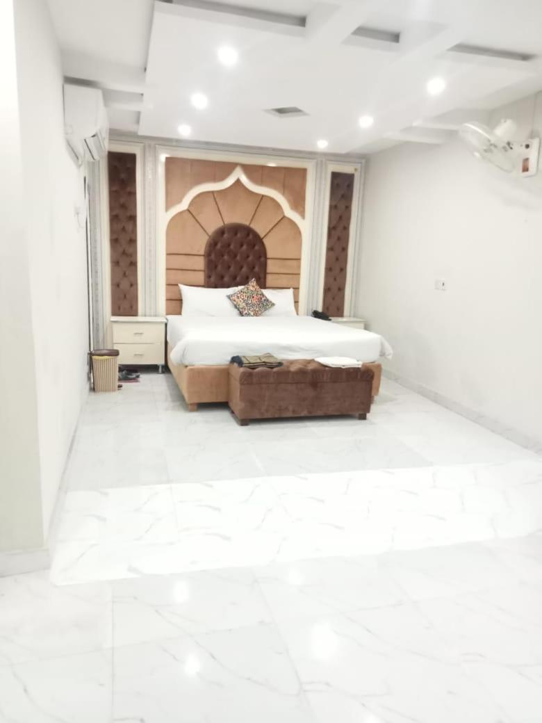 Relax Inn Lahore Exterior foto