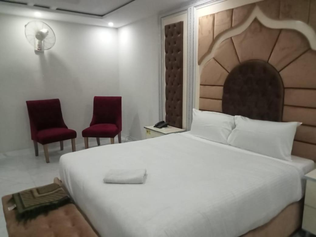 Relax Inn Lahore Exterior foto